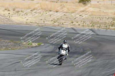 media/Apr-20-2025-AHRMA (Sun) [[393a79c373]]/Race/Group 10/Turn 4b/